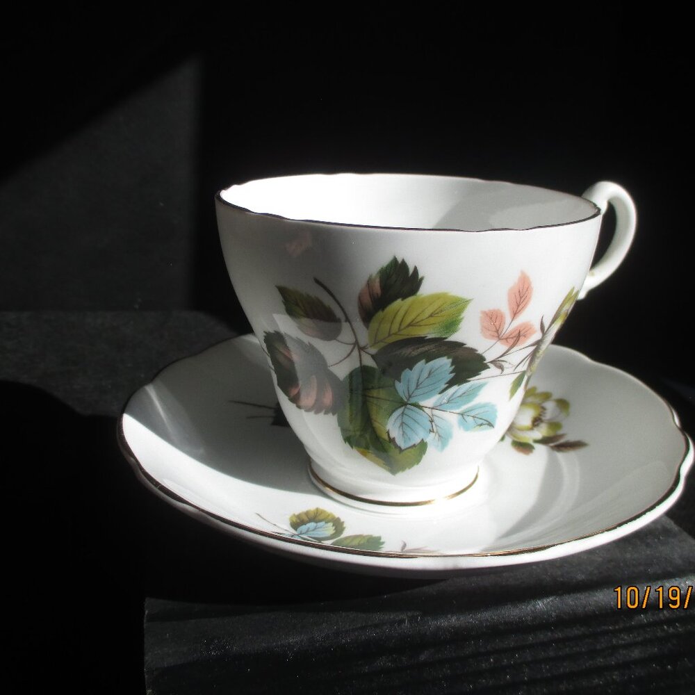 Royal Ascot Teacup & Saucer/Made in England.
